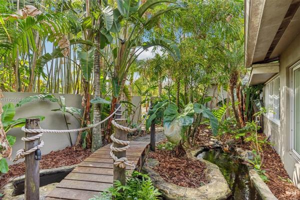 SUNSET MANORS AMEN PLAT