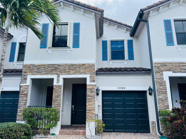 GARDEN ESTATES AT THE HAMM