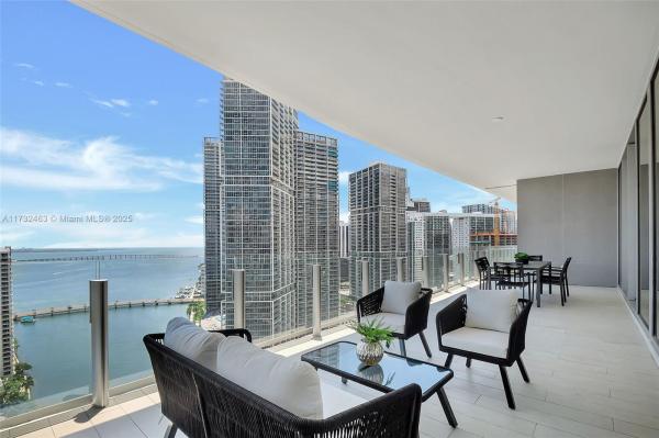 300 BISCAYNE BOULEVARD WAY #2902, MIAMI, FL 33131