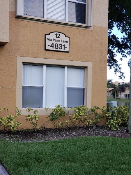 PALM LAKE CONDO