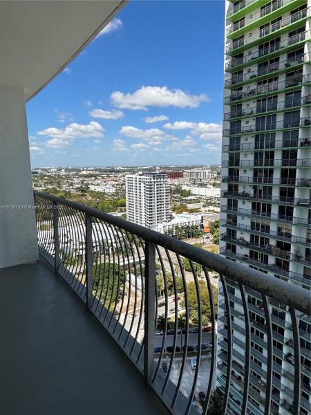 1750 N BAYSHORE DR #2807, MIAMI, FL 33132