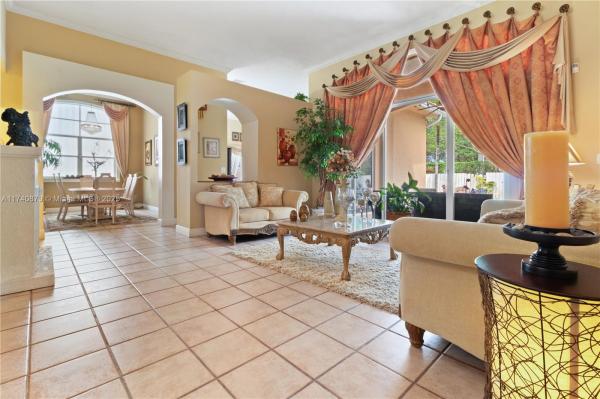 REPLAT OF COUNTRY LAKES