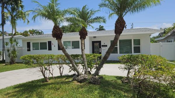 HOLLYWOOD HOMESITES HIGH