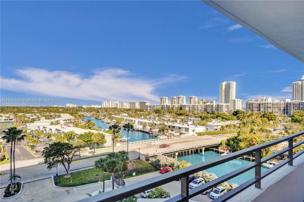 2500 PARKVIEW DR #808, HALLANDALE BEACH, FL 33009