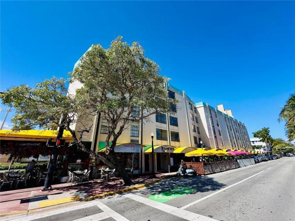 HAMPTON ON WASHINGTON