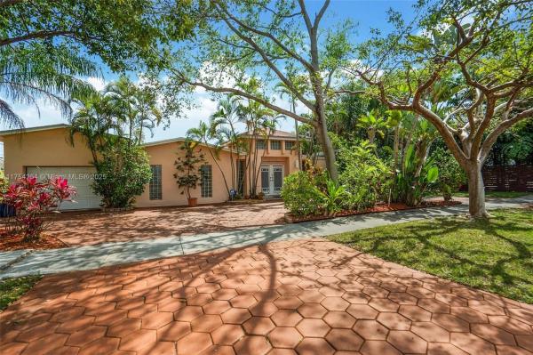 ENCHANTED LAKE SEC 3