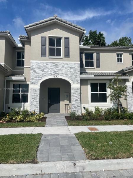 KEYS GATE RESIDENTIAL