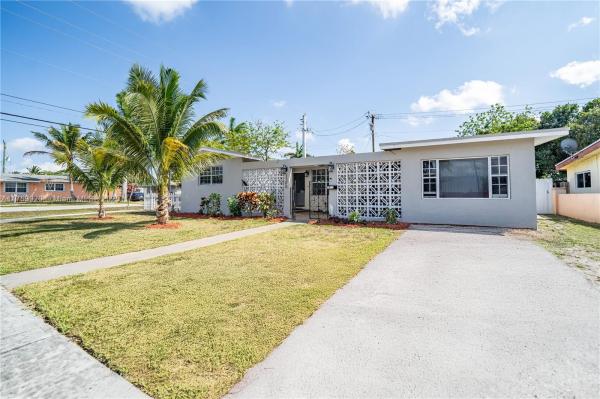 SUNNY LAKE ESTS 1ST ADDN