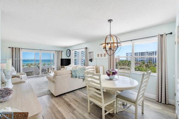 Tiffany Gardens West