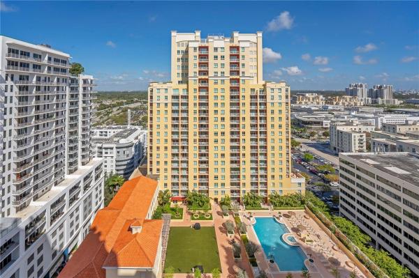 METROPOLIS II AT DADELAND
