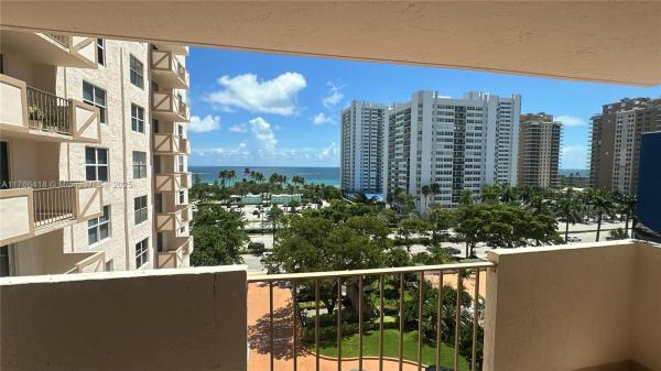 1865 S OCEAN DR #8N, HALLANDALE BEACH, FL 33009
