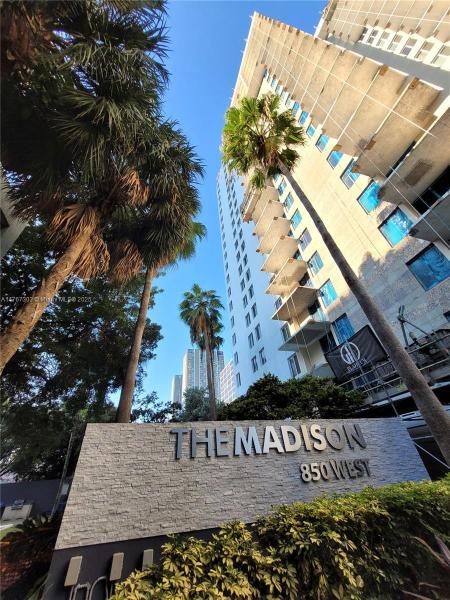 MADISON DOWNTOWN CONDO