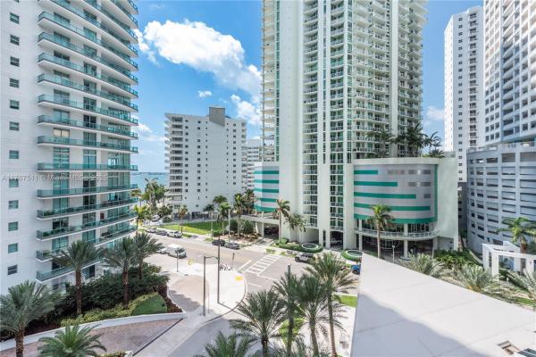 BRICKELLHOUSE CONDO