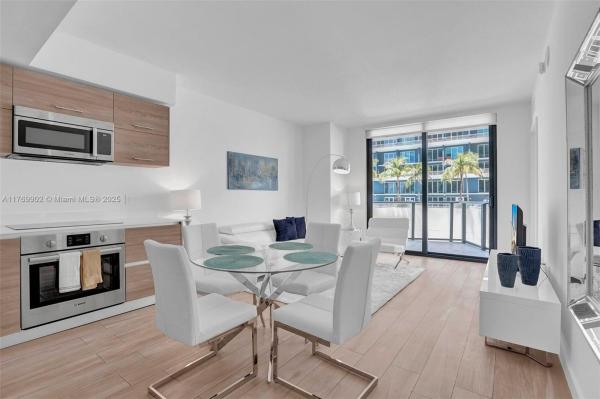 1300 S MIAMI AVE #1208, MIAMI, FL 33130