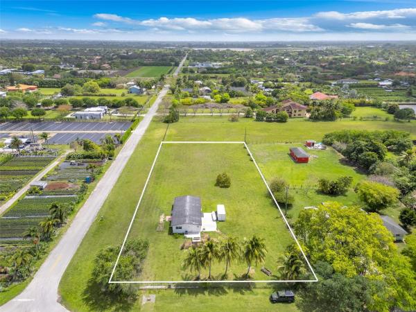 REDLAND 1.25 AC HOME