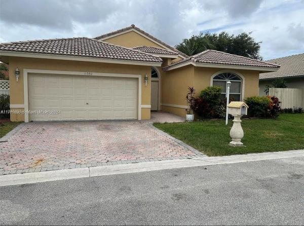 PEMBROKE LAKES SOUTH