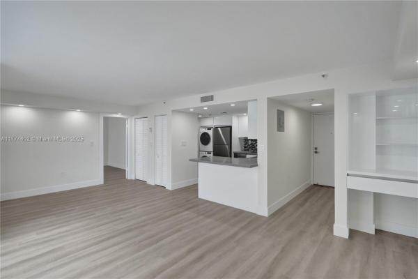 THE ROYAL CLUB CONDO