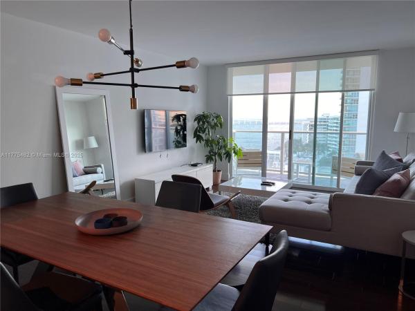 THE MARK ON BRICKELL COND