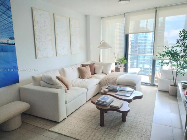 1300 S MIAMI AVE #2004, MIAMI, FL 33130