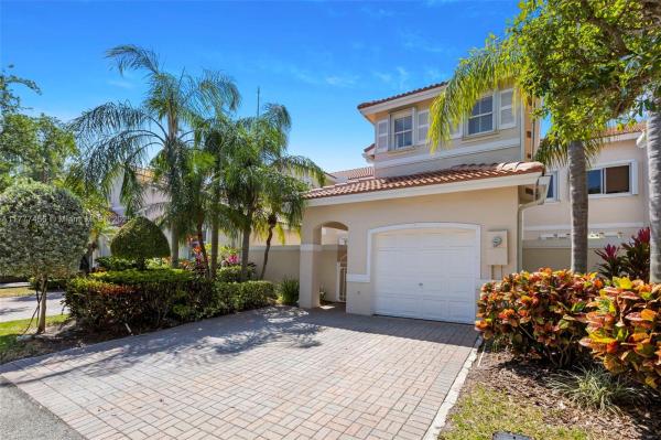 WEST LAKE VILLAGE PLAT