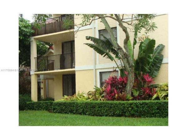 GRAND MARQUIS CONDO HOMES