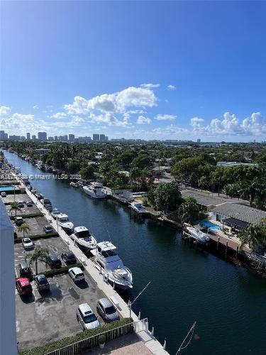 KEYSTONE TOWERS CONDO