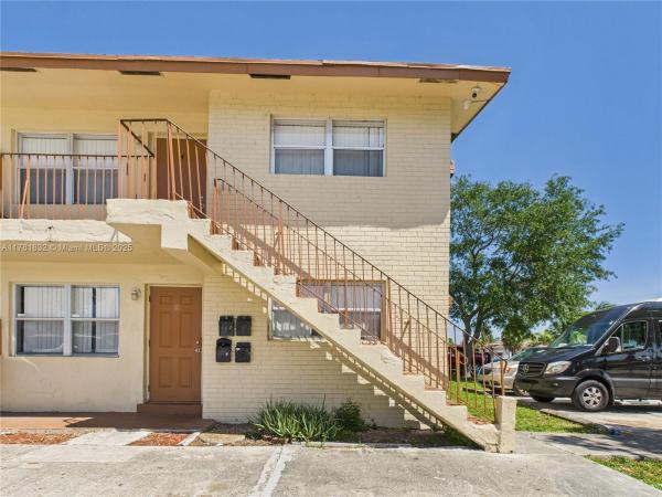 ROOSEVELT GARDENS 3RD ADD