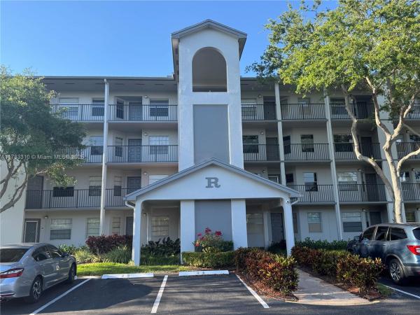 CAMBRIDGE AT CENTURY VILL