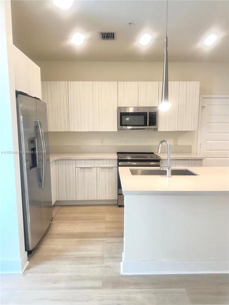 URBANA AT THE RESIDENCES