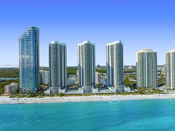 15901 COLLINS AVE #2106, SUNNY ISLES BEACH, FL 33160