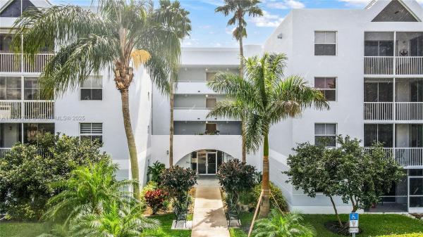 EMERALD AT DELRAY CONDO