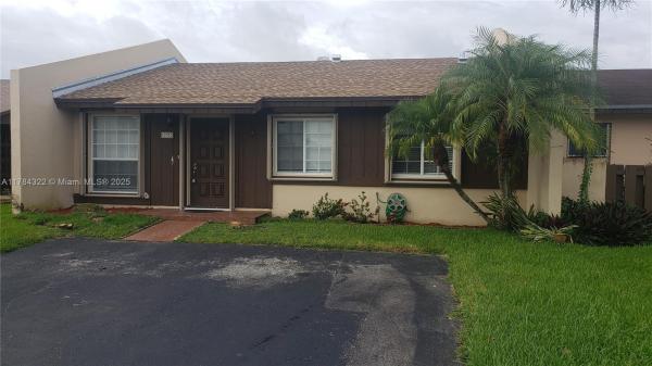 DEVON-AIRE VILLAS SEC 4