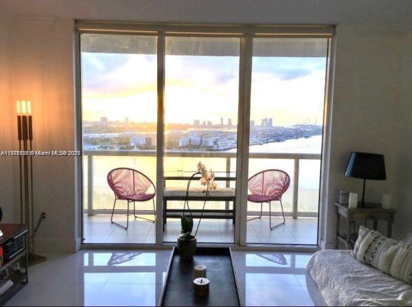 50 BISCAYNE CONDO