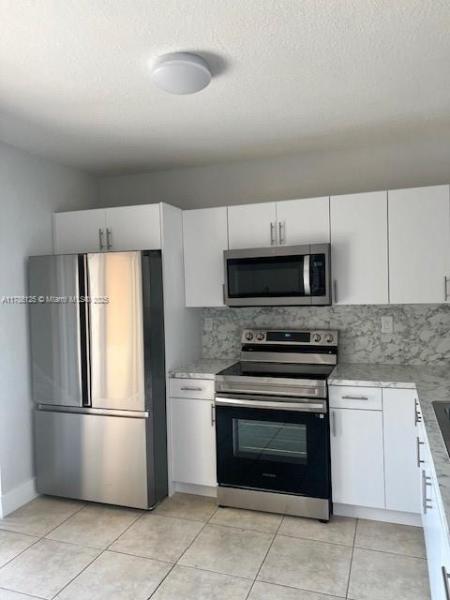 LOS PORTALES PHASE III CO