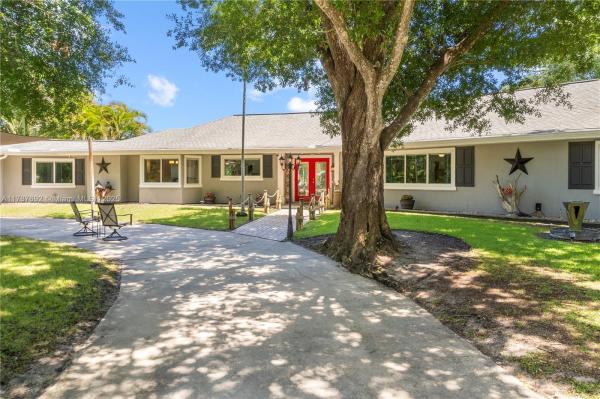 GLENDALE LAKES SUB UNIT I