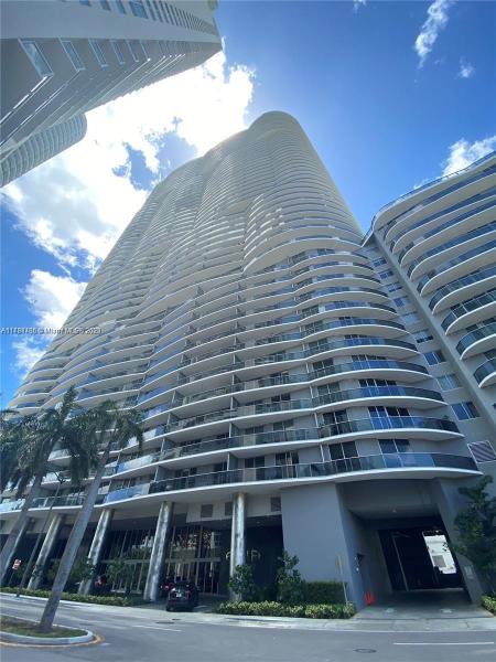 488 NE 18TH ST #2500, MIAMI, FL 33132