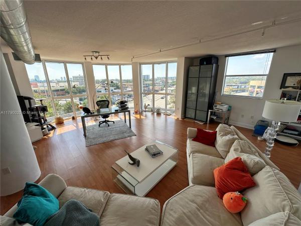 ALTOS DE MIAMI CONDO