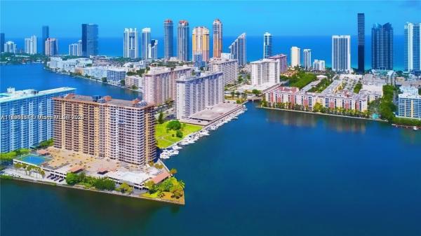 290 174TH ST #419, SUNNY ISLES BEACH, FL 33160