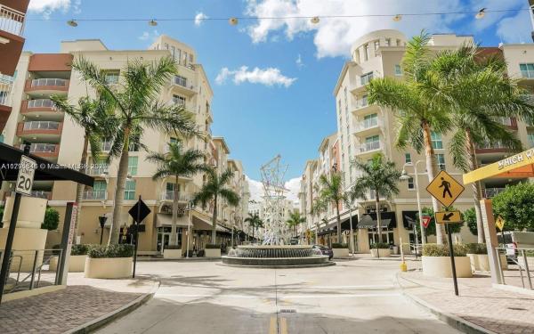 DOWNTOWN DADELAND CONDO N