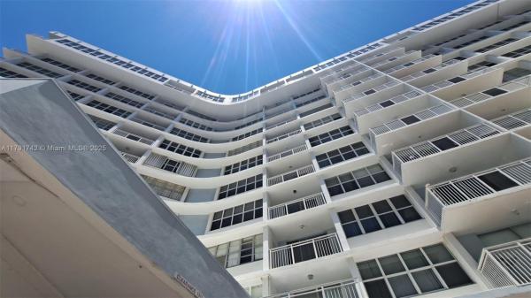 1801 S OCEAN DR #842, HALLANDALE BEACH, FL 33009