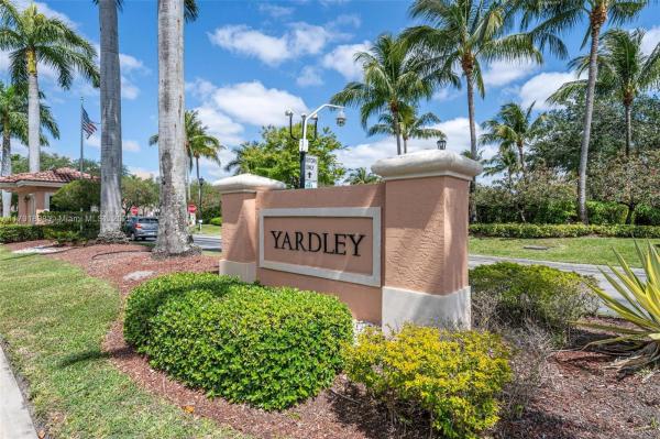 YARDLEY E AT KINGS POINT