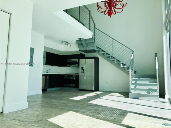 90 SW 3RD ST #TH703, MIAMI, FL 33130