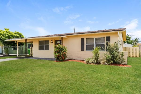 SUNRISE GOLF VILLAGE SEC