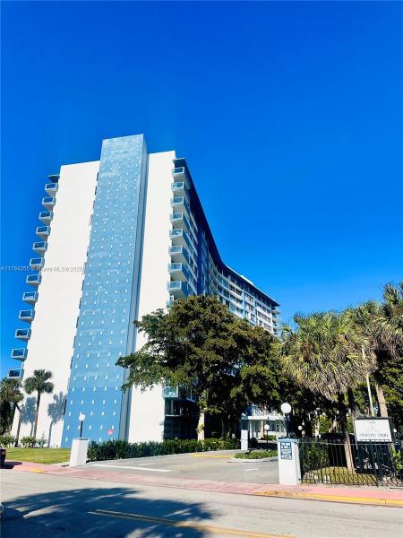 PARKVIEW POINT CONDO