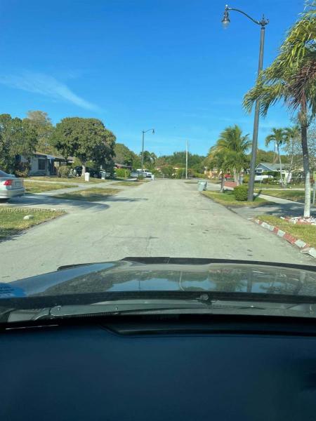 NORTH LAUDERDALE VILLAGE