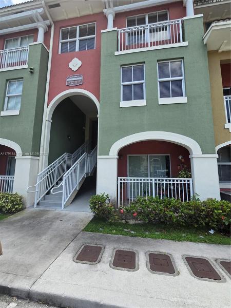 PROMENADE SHORES AT DORAL