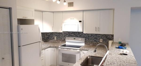 ENCLAVE AT DORAL CONDO NO