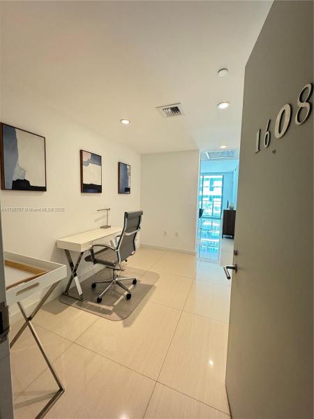 1300 S MIAMI AVE #1608, MIAMI, FL 33130