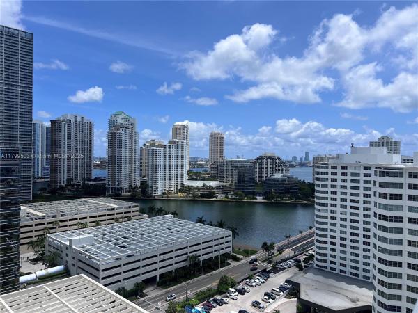950 BRICKELL BAY DR #1904, MIAMI, FL 33131