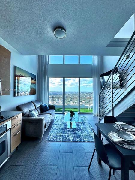 INFINITY AT BRICKELL COND